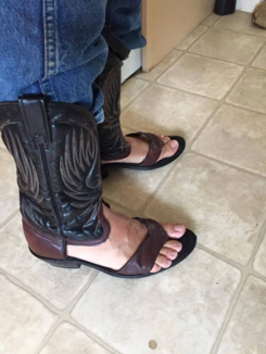 Cowboy Sandals.png